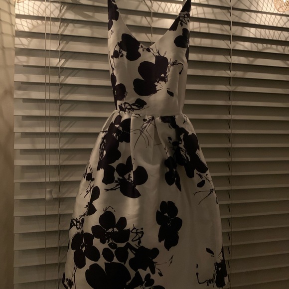 Black and white cocktail dress - Picture 2 of 5